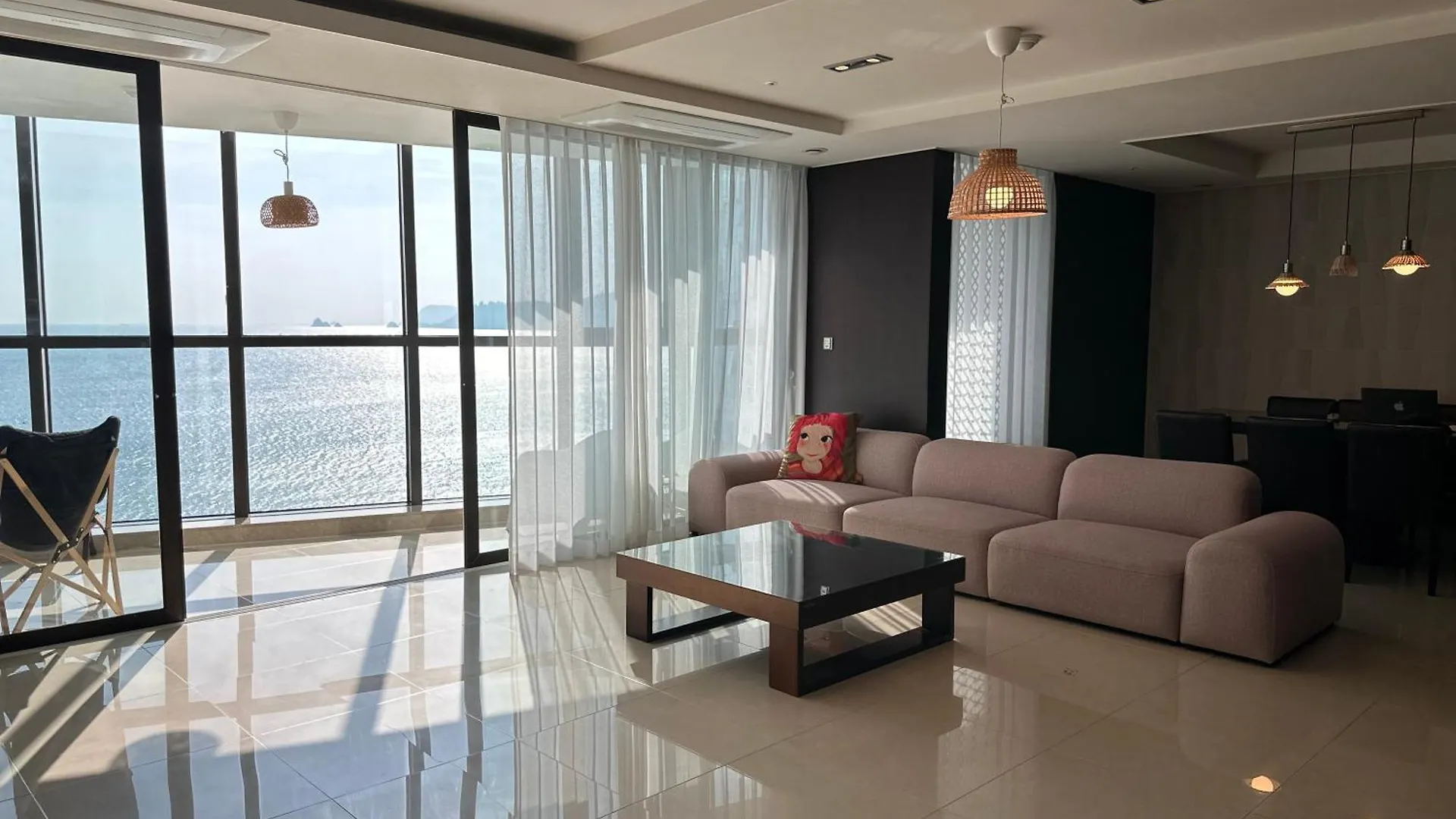 Haeundae Luxury House Apartment Busan