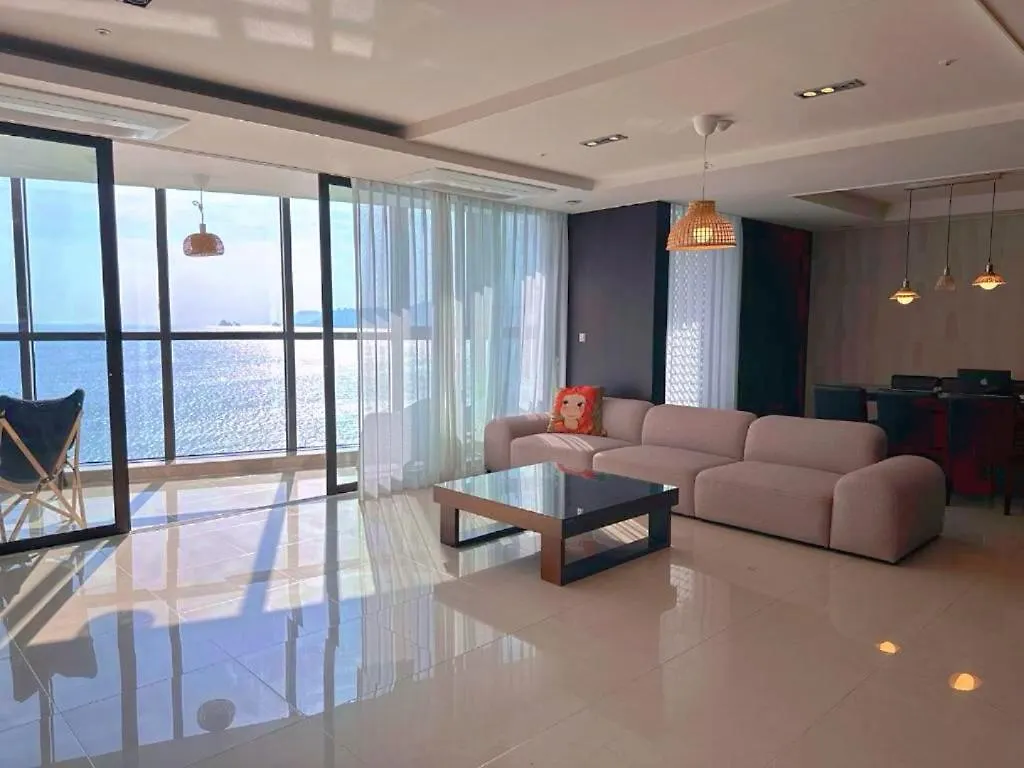 Haeundae Luxury House Apartment Busan