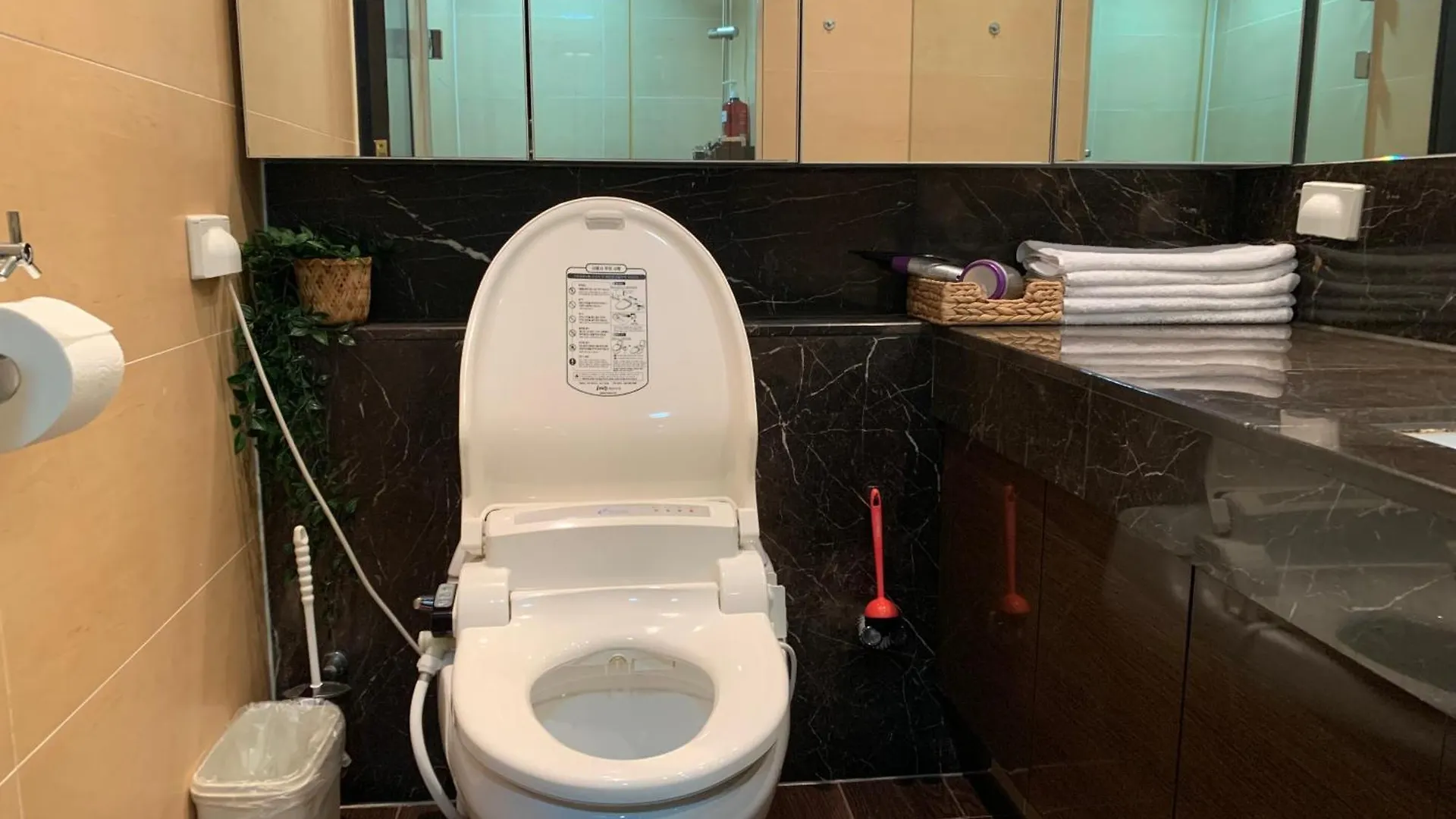 Haeundae Luxury House Apartment Busan